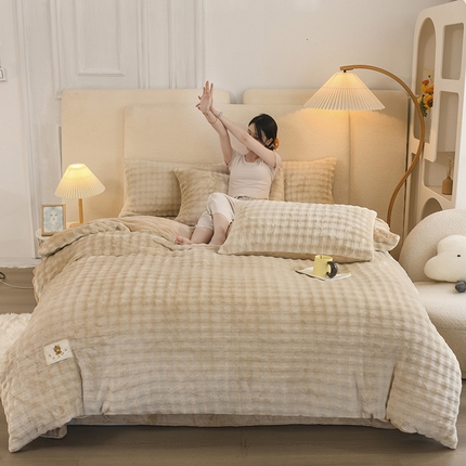 卡迪亚家纺 2024新款亲肤舒适泡泡绒四件套 驼色