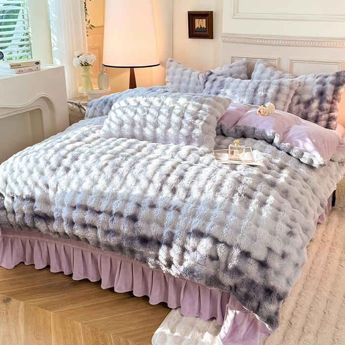 91家纺网 家纺一手货源 找家纺 欧冠家纺 2024秋冬新款纯色泡泡绒和七彩泡泡床裙款四件套 七彩-梦幻紫