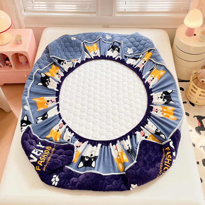 91家纺网 家纺一手货源 找家纺 （总）梦舒羽 2025新款牛奶绒夹棉床笠三件套床罩床单床盖护垫套