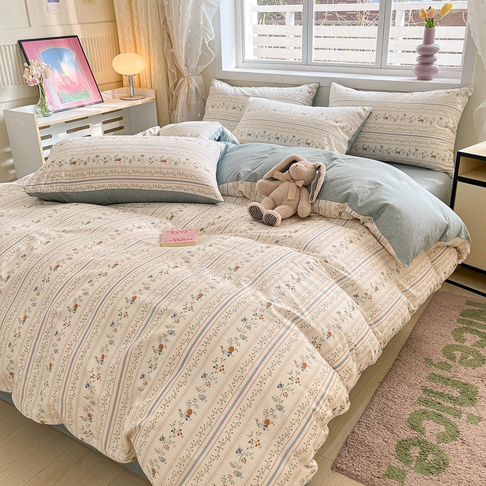 91家纺网 家纺一手货源 找家纺 麦伦家居 2024全棉斜纹13372小清新碎花卡通系列四件套 馥郁园-蓝