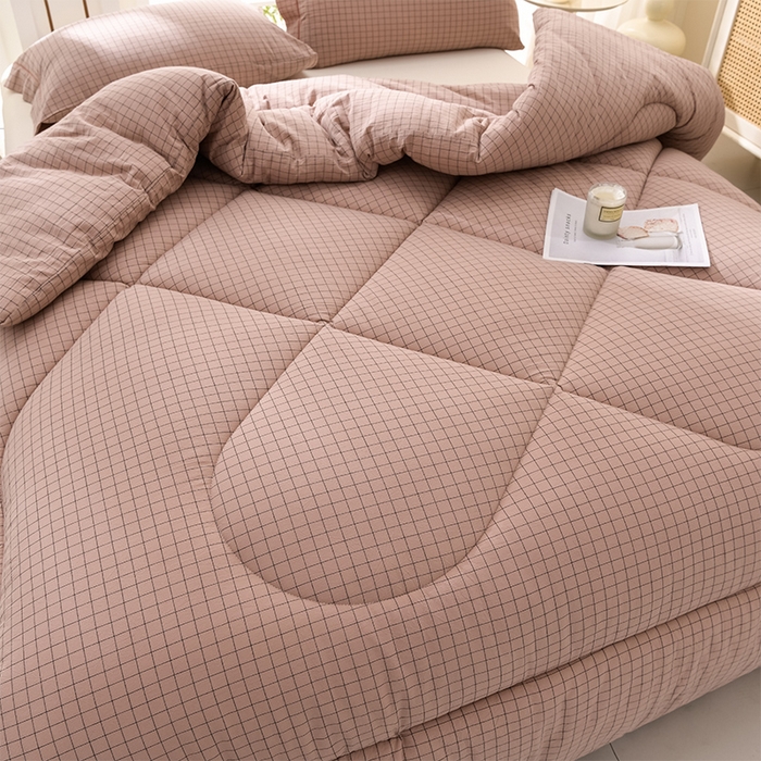 91家纺网 家纺一手货源 找家纺 圣楚家纺 2024新款绗缝保暖印花冬被 潮格