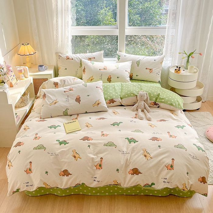 91家纺网 家纺一手货源 找家纺 麦伦家居 2024全棉斜纹13372小清新碎花卡通系列四件套 蜡笔恐龙