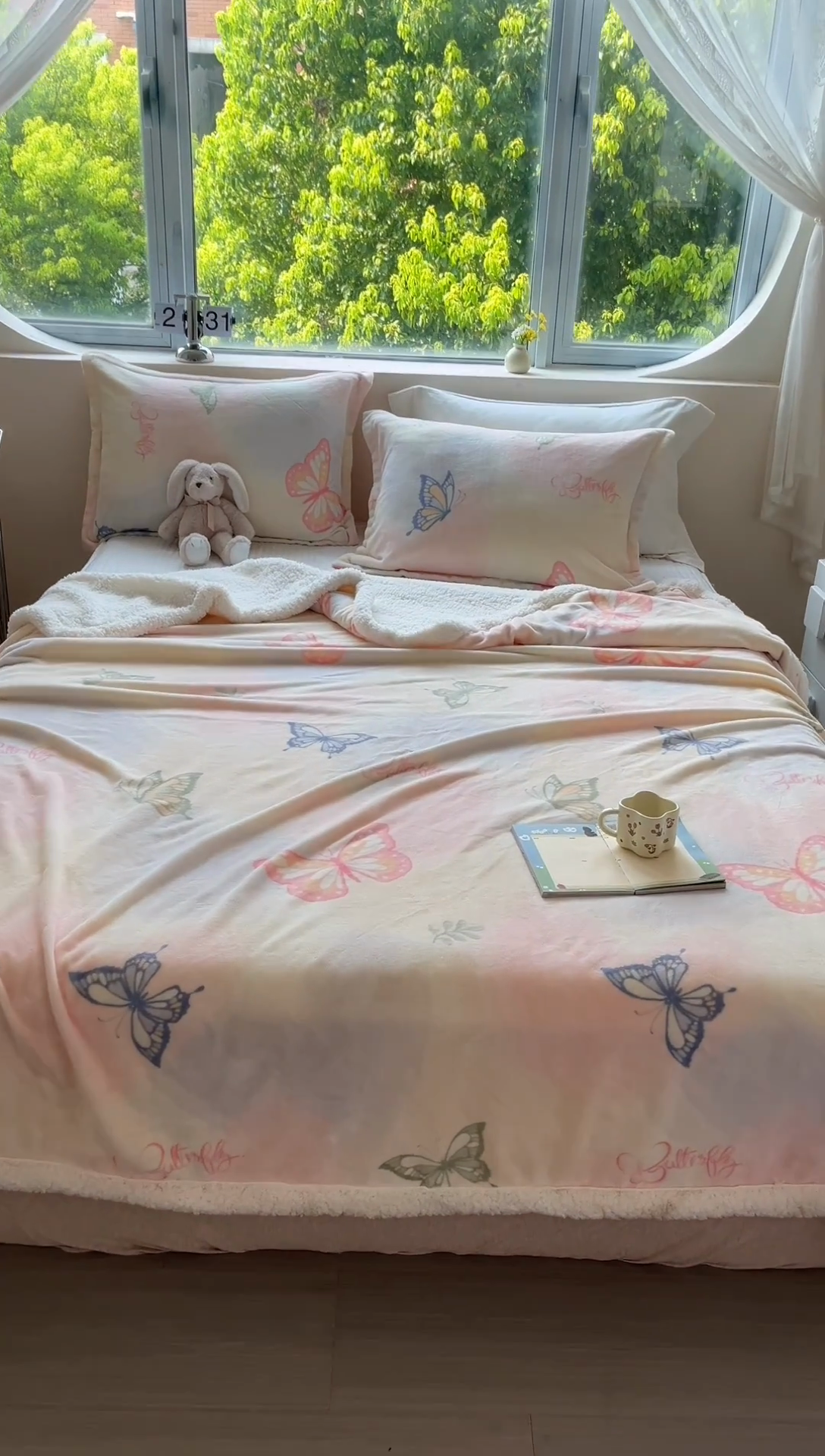 91家纺网 家纺一手货源 找家纺 沐慕 2024新款AB版牛奶绒拼羊羔绒毛毯毯子 毛毯-蝴蝶飘飘