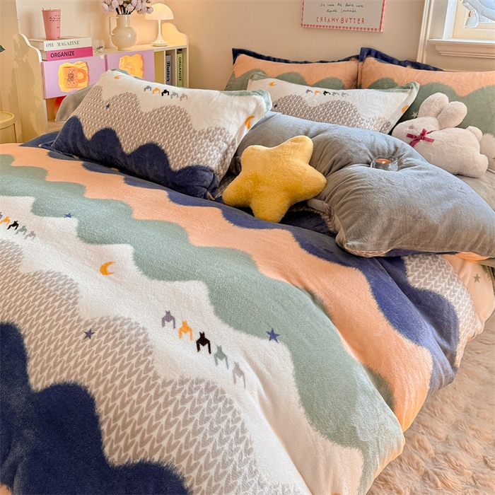 91家纺网 家纺一手货源 找家纺 名兮 2024新款卡通时尚风高克重牛奶绒四件套 乘风破浪