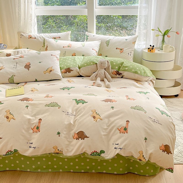 91家纺网 家纺一手货源 找家纺 麦伦家居 2024全棉斜纹13372小清新碎花卡通系列四件套 蜡笔恐龙