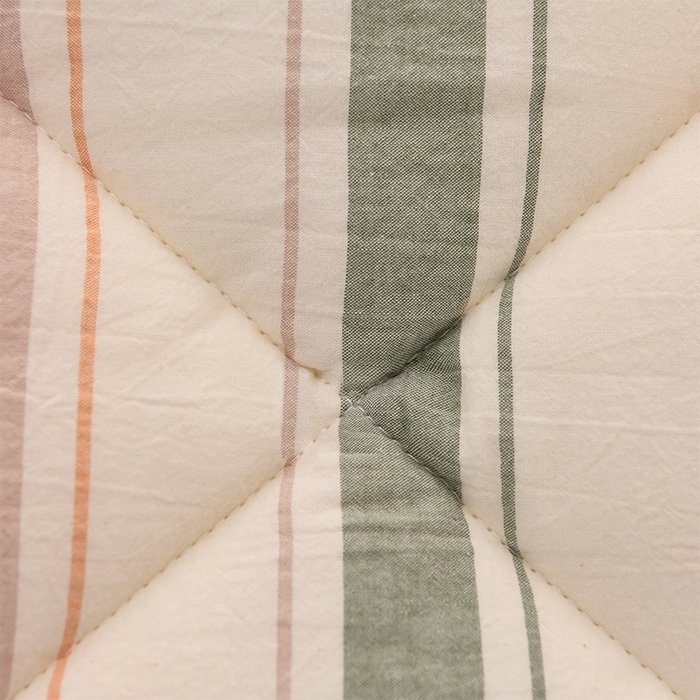 91家纺网 家纺一手货源 找家纺 圣楚家纺 2024新款绗缝保暖印花冬被 彩条