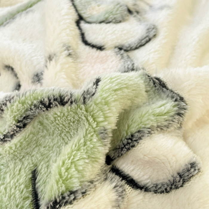 91家纺网 家纺一手货源 找家纺 沐慕 2024新款卡通印花雪花绒四件套加厚牛奶绒四件套 字母萌宠