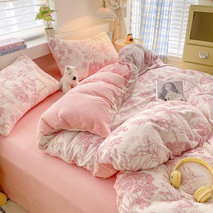 91家纺网 家纺一手货源 找家纺 雅居纺家纺 2024新款高克重印花牛奶绒单枕套 幻境-粉