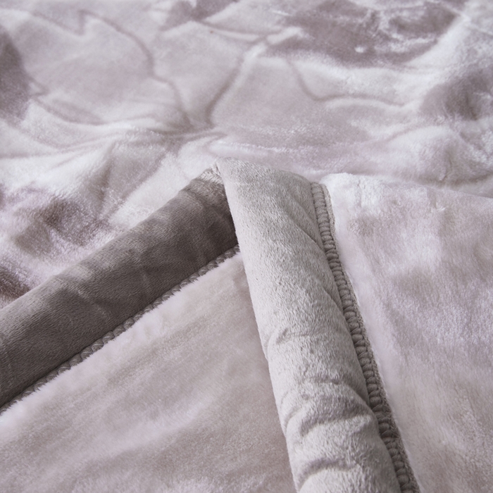 91家纺网 家纺一手货源 找家纺 凯轩毛毛毯毯子网销专供 2024新款新中式大版印花双层云毛毯毯子 谜恋