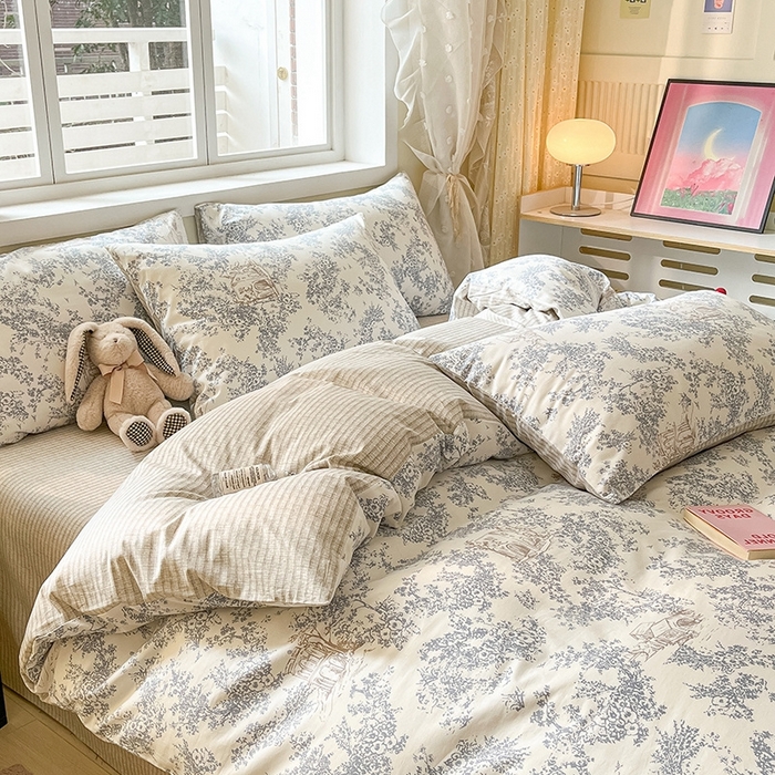 91家纺网 家纺一手货源 找家纺 麦伦家居 2024全棉斜纹13372小清新碎花卡通系列四件套 米莱