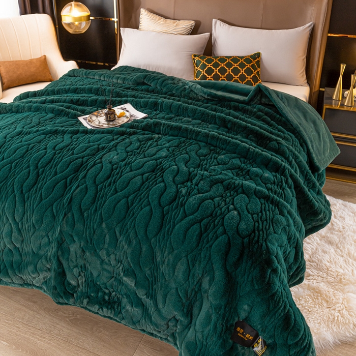 91家纺网 家纺一手货源 找家纺 凯轩毛毛毯毯子网销专供 2024新款精品仿裘皮毛毯毯子 墨绿