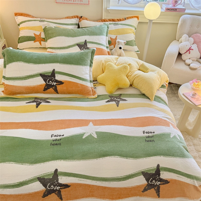 91家纺网 家纺一手货源 找家纺 名兮 2024新款卡通时尚风高克重牛奶绒四件套 繁星