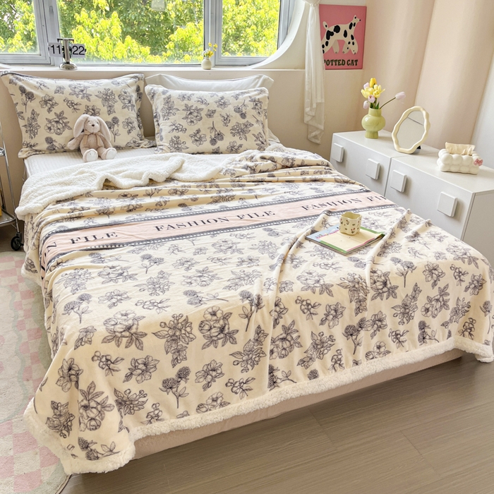 91家纺网 家纺一手货源 找家纺 沐慕 2024新款AB版牛奶绒拼羊羔绒毛毯毯子 毛毯-花艺