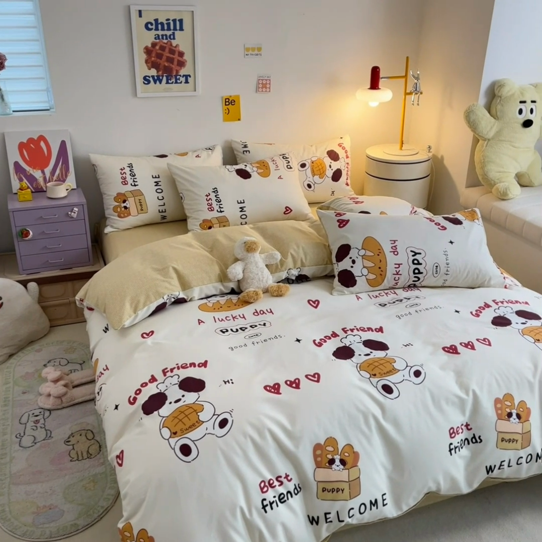 91家纺网 家纺一手货源 找家纺 麦伦家居 2024全棉斜纹13372小清新碎花卡通系列四件套 面包熊