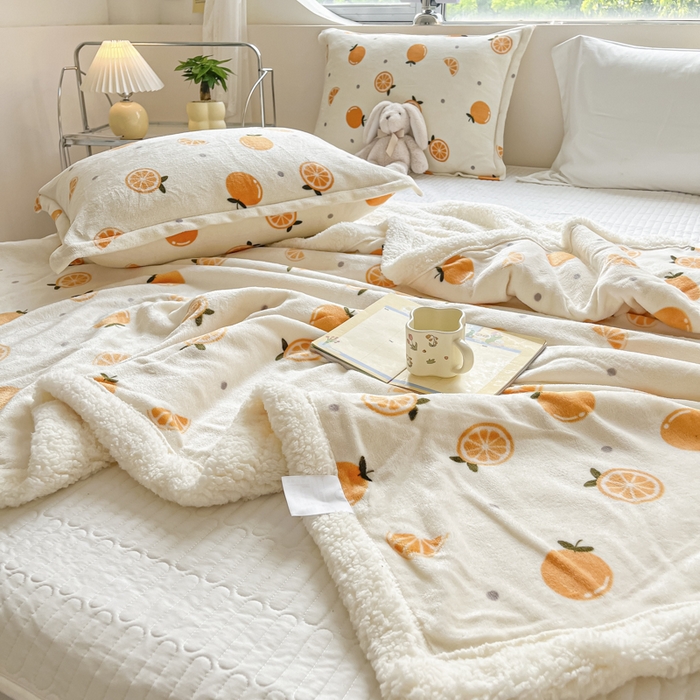 91家纺网 家纺一手货源 找家纺 沐慕 2024新款AB版牛奶绒拼羊羔绒毛毯毯子 毛毯-小橙子