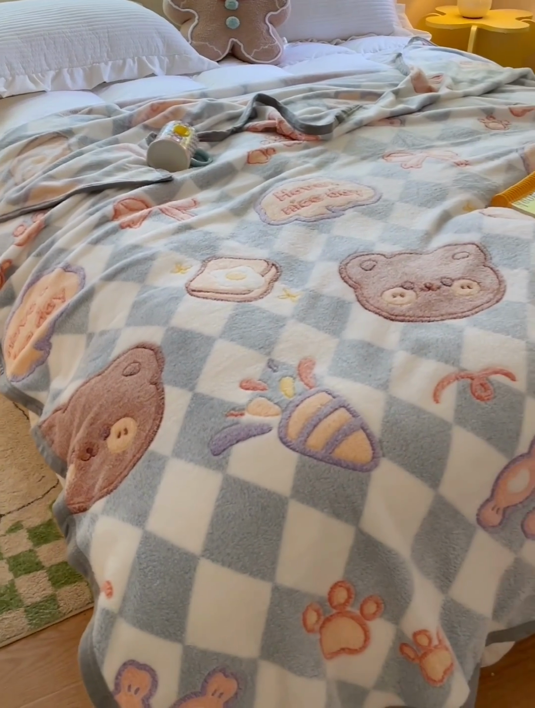 91家纺网 家纺一手货源 找家纺 慕尚家纺 2025新款高克重加厚雪花绒毛毯毯子 甜蜜小熊