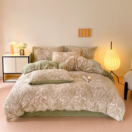 雅居纺家纺 2024新款花卉雕花绒四件套 深色树叶