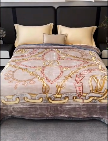 91家纺网 家纺一手货源 找家纺 凯轩毛毛毯毯子网销专供 2024新款新中式大版印花双层云毛毯毯子 欧情