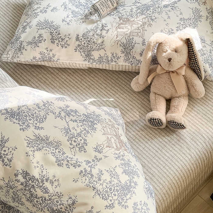 91家纺网 家纺一手货源 找家纺 麦伦家居 2024全棉斜纹13372小清新碎花卡通系列四件套 米莱