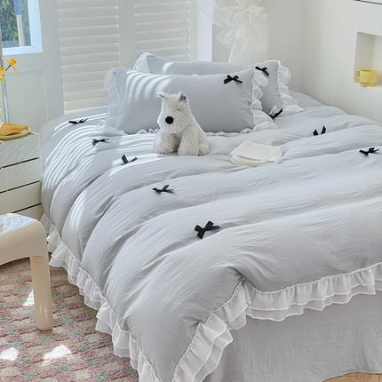 91家纺网 家纺一手货源 找家纺 （总）慕希家纺 2024新款韩版水洗棉四件套双层雪纺花边公主风四件套-云朵棉黑蝴蝶