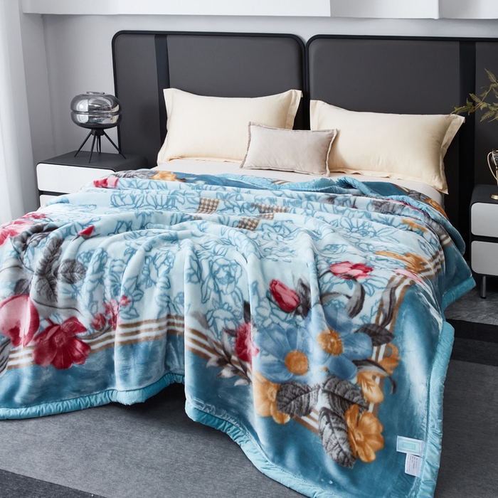 91家纺网 家纺一手货源 找家纺 凯轩毛毛毯毯子网销专供 2024新款新中式大版印花双层云毛毯毯子 蓝色妖姬