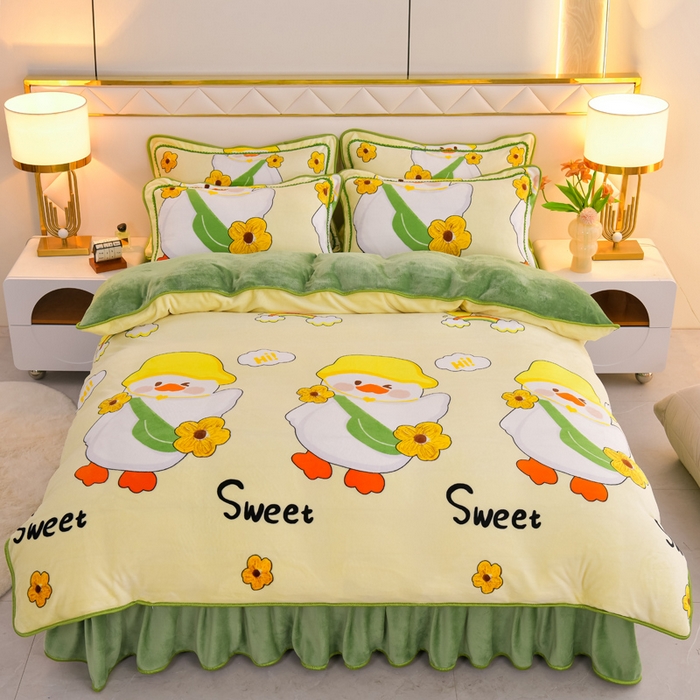 91家纺网 家纺一手货源 找家纺 金柚子 2024新款加厚牛奶绒四件套 你好小黄鸭