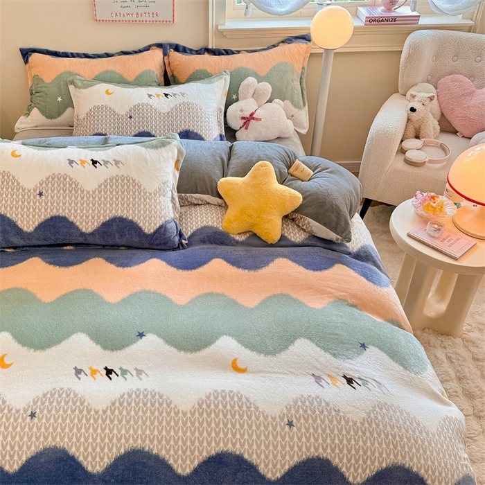 91家纺网 家纺一手货源 找家纺 名兮 2024新款卡通时尚风高克重牛奶绒四件套 乘风破浪