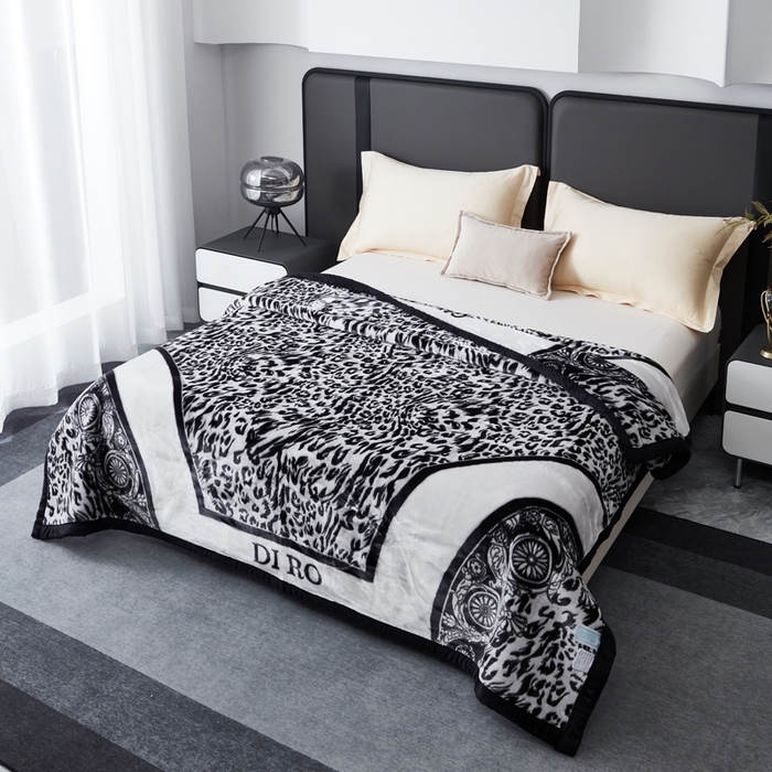 91家纺网 家纺一手货源 找家纺 凯轩毛毛毯毯子网销专供 2024新款新中式大版印花双层云毛毯毯子 野兽派