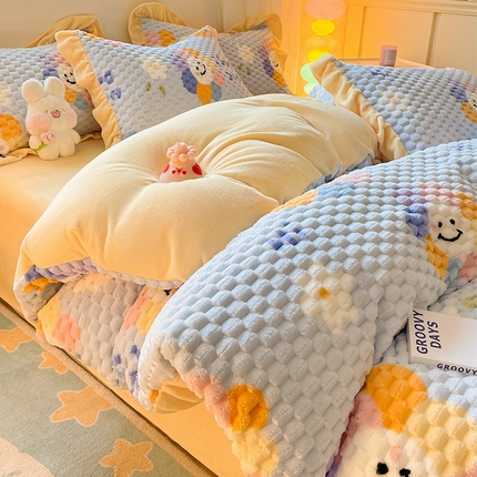 91家纺网 家纺一手货源 找家纺 （总）羚羊语家纺 2024新款230克提花豆豆绒牛奶绒四件套