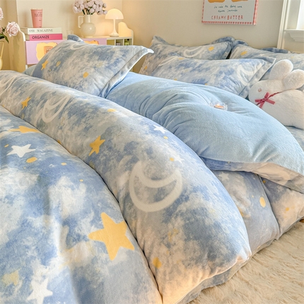 91家纺网 家纺一手货源 找家纺 （总）名兮 2024新款卡通时尚风高克重牛奶绒四件套