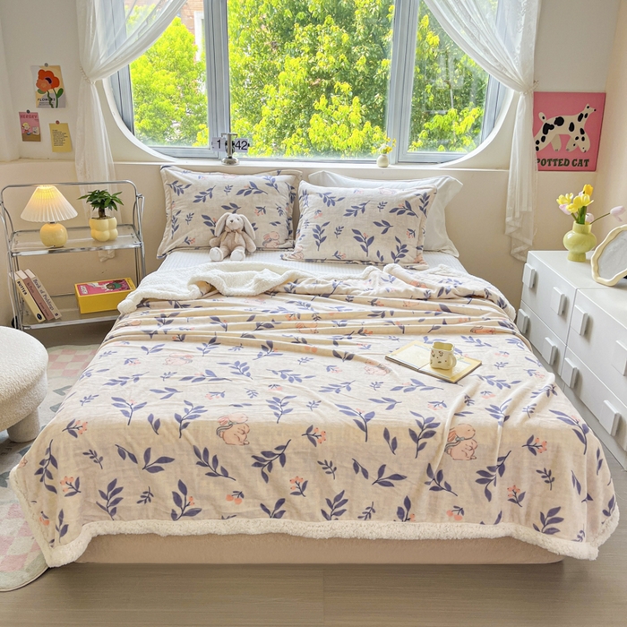 91家纺网 家纺一手货源 找家纺 沐慕 2024新款AB版牛奶绒拼羊羔绒毛毯毯子 毛毯-兔稚