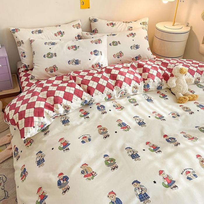 91家纺网 家纺一手货源 找家纺 麦伦家居 2024全棉斜纹13372小清新碎花卡通系列四件套 漫步小熊