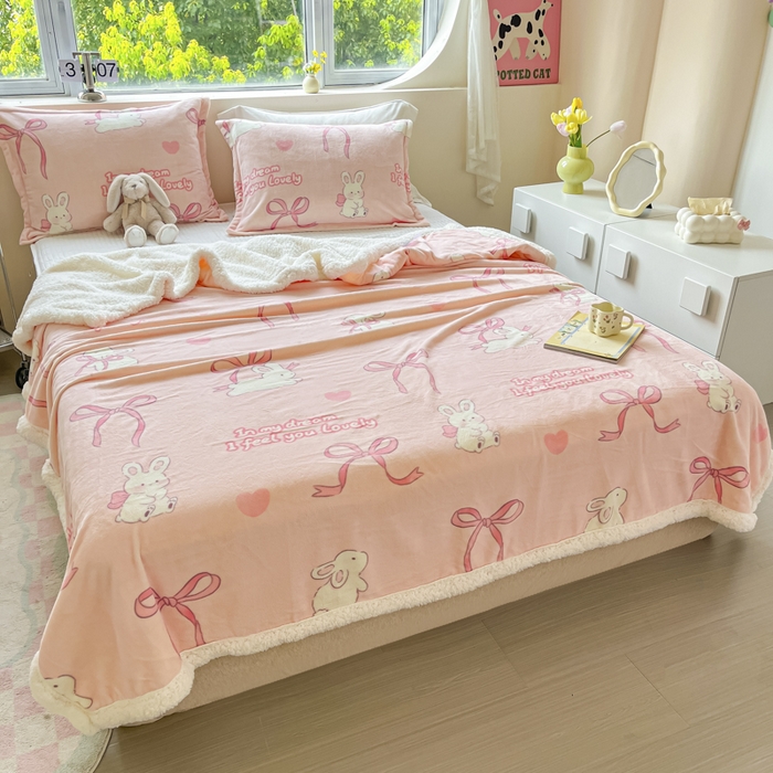 91家纺网 家纺一手货源 找家纺 沐慕 2024新款AB版牛奶绒拼羊羔绒毛毯毯子 毛毯-仙仙兔