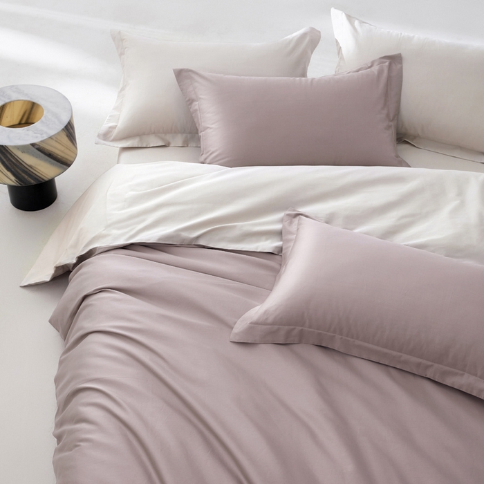 91家纺网 家纺一手货源 找家纺 轩和家居 2024新款简约纯色50s长绒棉贡缎四件套 丹麦紫+迷雾灰