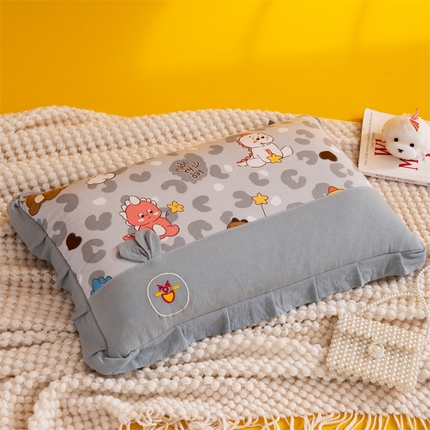 91家纺网 家纺一手货源 找家纺 （总）织布人 2024新款枕芯全棉水洗棉拼色卡通0-6岁儿童枕头学生宿舍枕芯