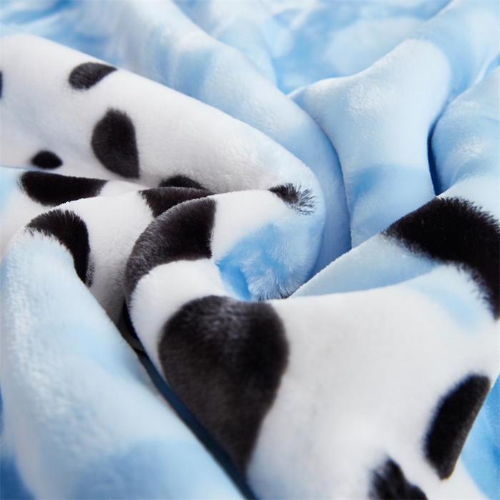 91家纺网 家纺一手货源 找家纺 凯轩毛毛毯毯子网销专供 2024新款双层学生云毛毯毯子 斑点狗-蓝