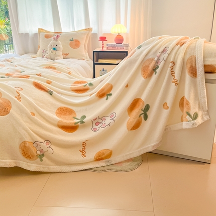 沐慕 2024新款加厚雪花绒菠萝格宽幅包边毛毯 小橘子
