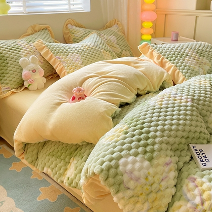 91家纺网 家纺一手货源 找家纺 （总）羚羊语家纺 2024新款230克提花豆豆绒牛奶绒四件套