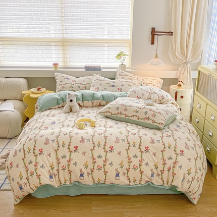 雅居纺家纺 2024新款高克重印花牛奶绒四件套 秘境小兔
