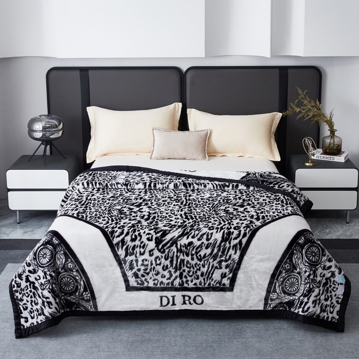 91家纺网 家纺一手货源 找家纺 凯轩毛毛毯毯子网销专供 2024新款新中式大版印花双层云毛毯毯子 野兽派