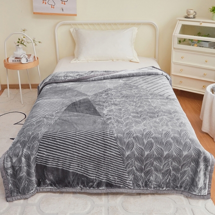 凯轩毛毛毯毯子网销专供 2024新款双层学生云毛毯毯子 毛线缘