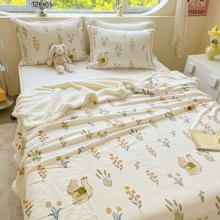 91家纺网 家纺一手货源 找家纺 沐慕 2024新款AB版牛奶绒拼羊羔绒毛毯毯子 毛毯-田园松鼠