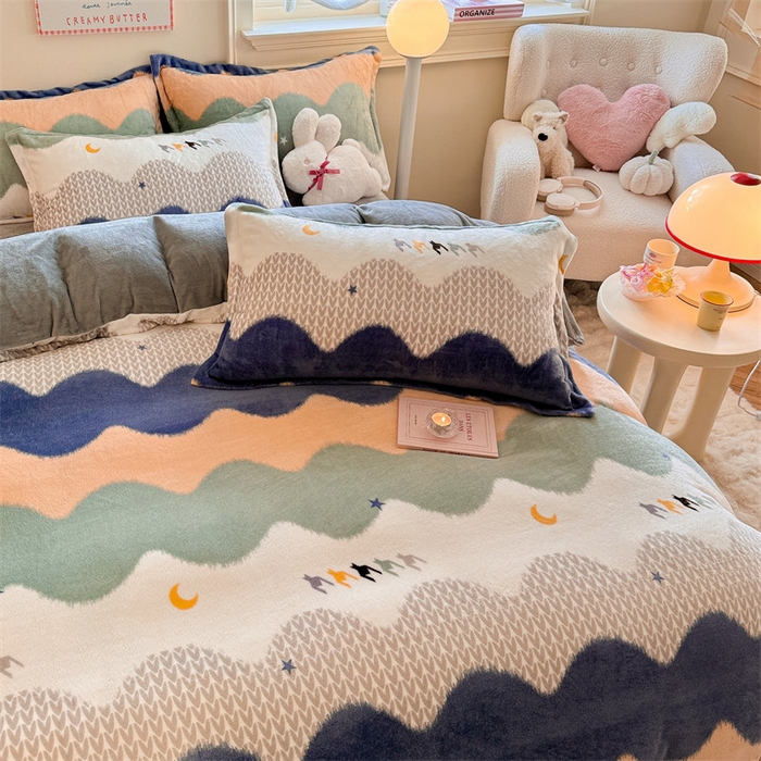 91家纺网 家纺一手货源 找家纺 名兮 2024新款卡通时尚风高克重牛奶绒四件套 乘风破浪