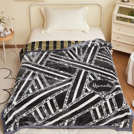 凯轩毛毛毯毯子网销专供 2024新款双层学生云毛毯毯子 自由-黑