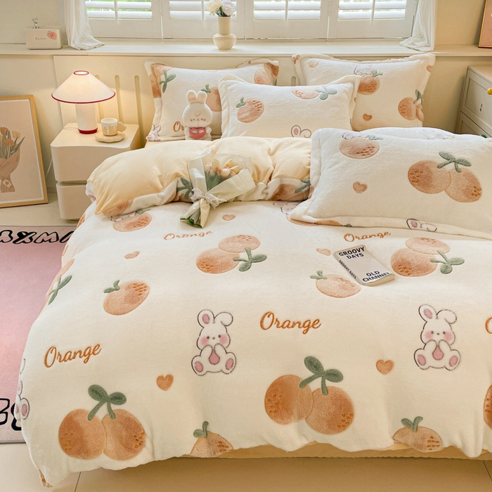 91家纺网 家纺一手货源 找家纺 沐慕 2024新款卡通印花雪花绒四件套加厚牛奶绒四件套 小橘子