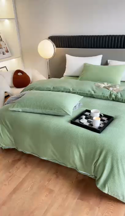 91家纺网 家纺一手货源 找家纺 雅居纺家纺 2024新款简约风雕花绒四件套 华夫格绒-水绿