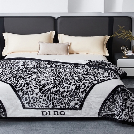 91家纺网 家纺一手货源 找家纺 凯轩毛毛毯毯子网销专供 2024新款新中式大版印花双层云毛毯毯子 野兽派