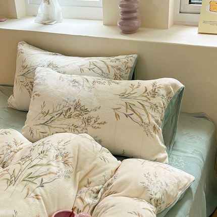 91家纺网 家纺一手货源 找家纺 （总）雅居纺家纺 2024新款高克重印花牛奶绒单枕套