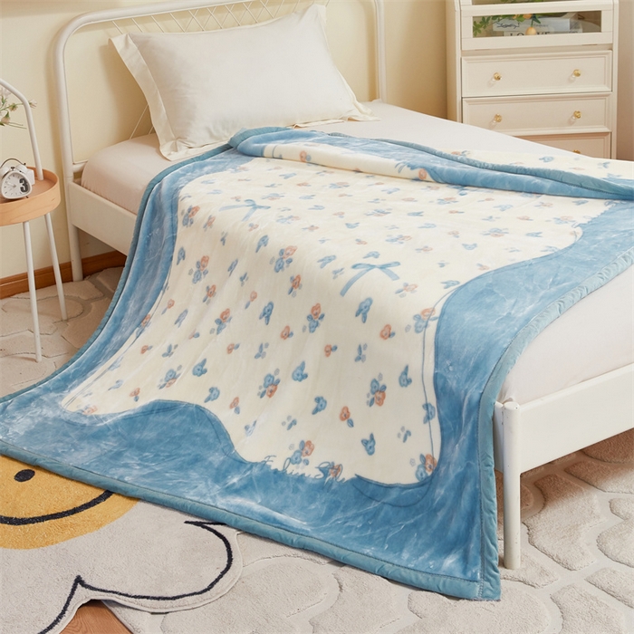 91家纺网 家纺一手货源 找家纺 凯轩毛毛毯毯子网销专供 2024新款双层学生云毛毯毯子 花结