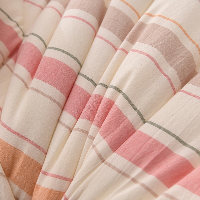 91家纺网 家纺一手货源 找家纺 圣楚家纺 2024新款绗缝保暖印花冬被 彩条